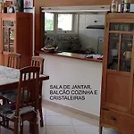 Casa Aconchegante Em Condominio