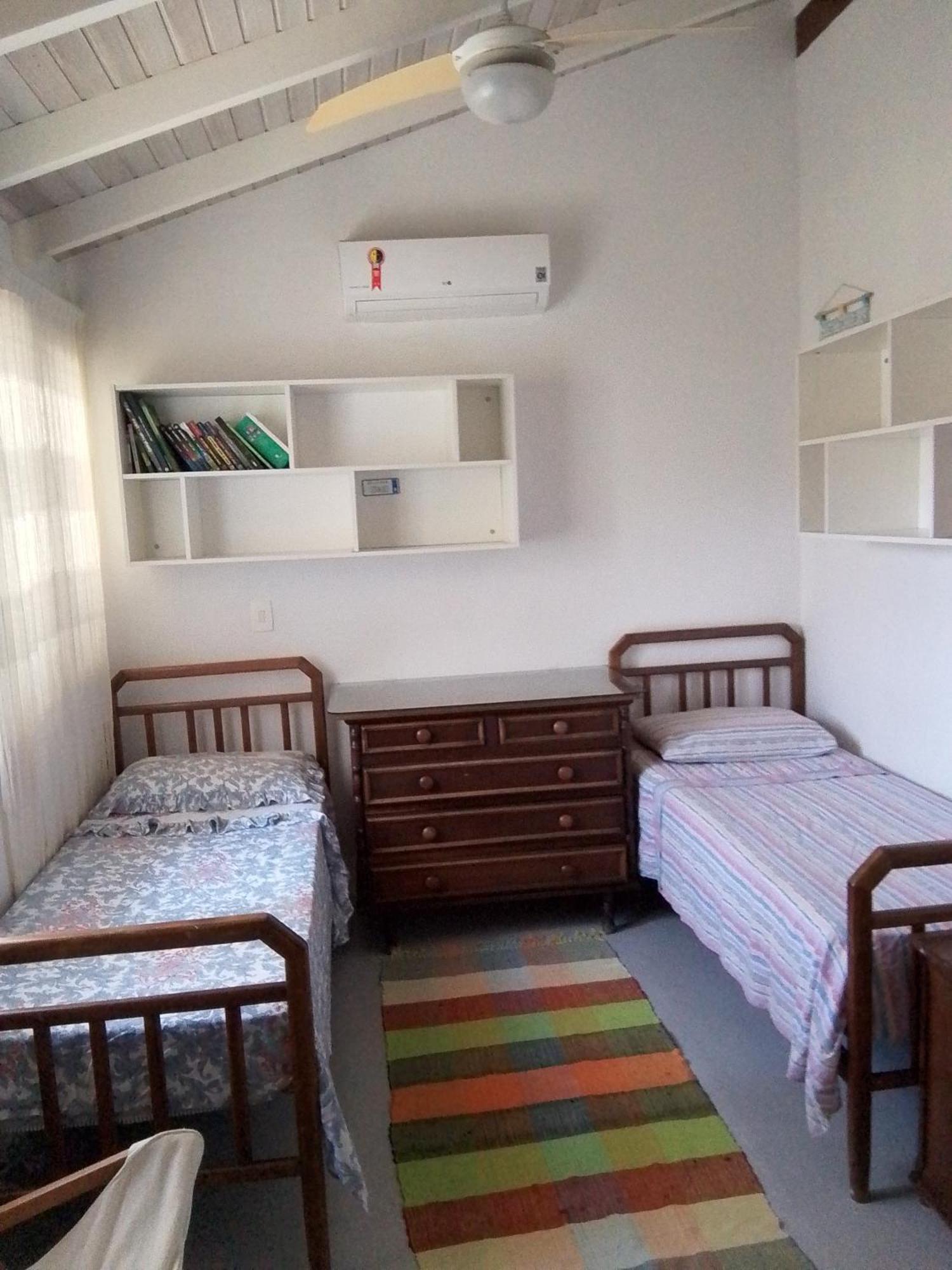 Casa Aconchegante Em Condominio